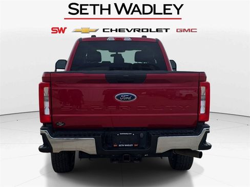 Used 2024 Ford F250 XLT w/ Camper Package image 6