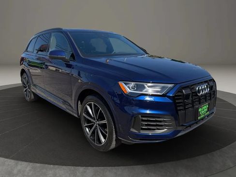 Used 2020 Audi Q7 3.0T Premium Plus w/ Premium Plus Package AWD/4WD image 4