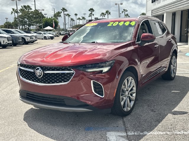 Used 2022 Buick Envision Avenir w/ Technology Package II FWD image 3