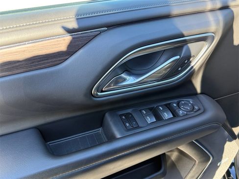 Used 2023 Chevrolet Tahoe Z71 w/ Luxury Package image 11