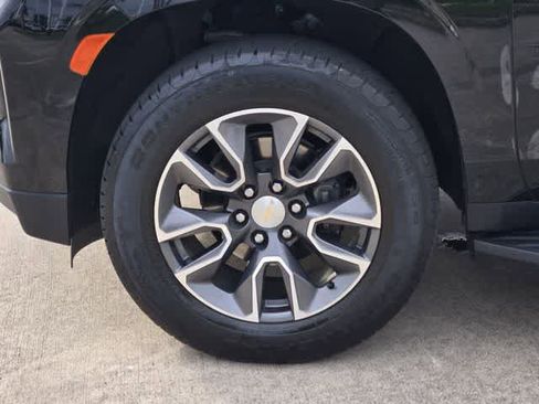 Used 2024 Chevrolet Tahoe LT w/ Luxury Package image 8