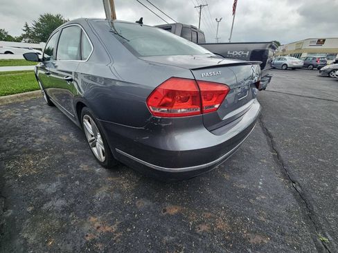 Used 2014 Volkswagen Passat 1.8T SEL Premium FWD image 9