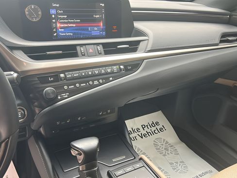 Used 2020 Lexus ES 350 w/ Premium Package FWD image 22