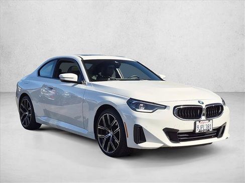 Used 2023 BMW 230i xDrive Coupe w/ Convenience Package AWD/4WD image 3