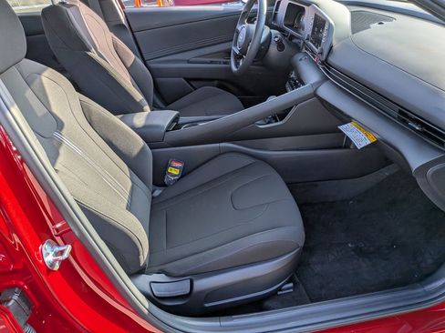 New 2026 Hyundai Elantra SEL Sport image 23