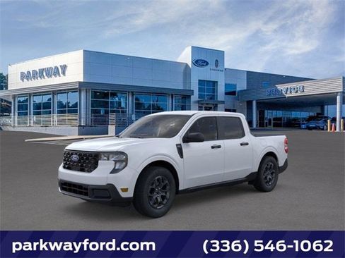 New 2025 Ford Maverick XLT image 1