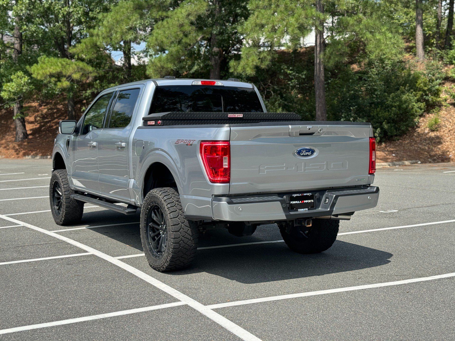 Used 2022 Ford F150 XLT w/ Equipment Group 302A High AWD/4WD image 8