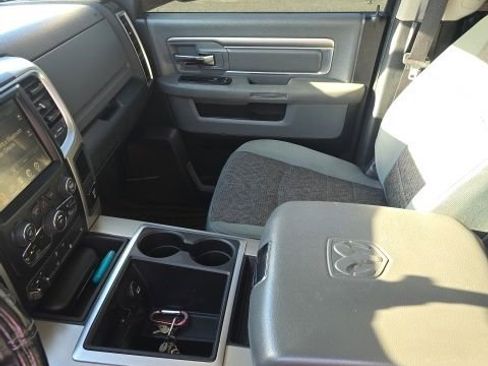 Used 2015 RAM 1500 Big Horn image 9