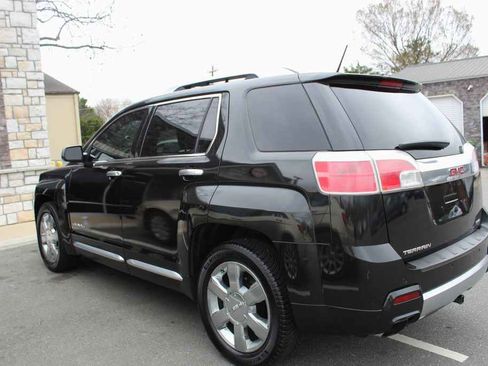 Used 2014 GMC Terrain Denali w/ Cargo Package image 9