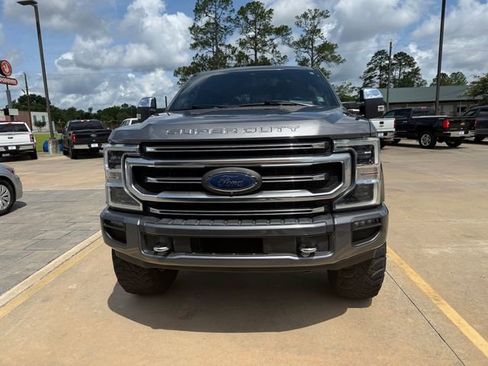 Used 2021 Ford F250 Platinum AWD/4WD image 2