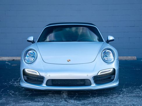 Used 2015 Porsche 911 Turbo w/ Sport Chrono Package image 3