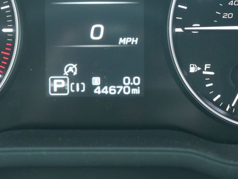 Used 2024 Subaru Crosstrek 2.0i Premium AWD/4WD image 22