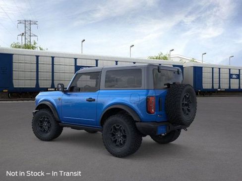 New 2026 Ford Bronco Badlands image 4
