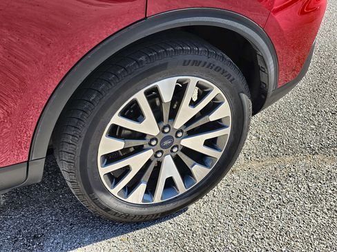 Used 2020 Ford Escape Titanium w/ Titanium Premium Package 2.0 image 11