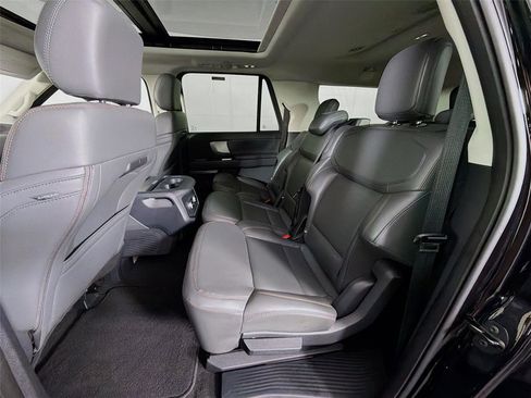 Used 2025 Ford Expedition Max Active image 23