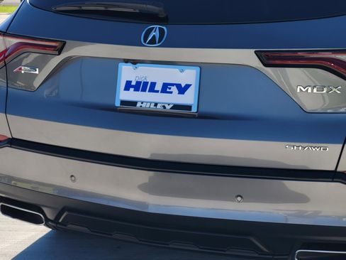 Used 2023 Acura MDX A-Spec AWD/4WD image 6