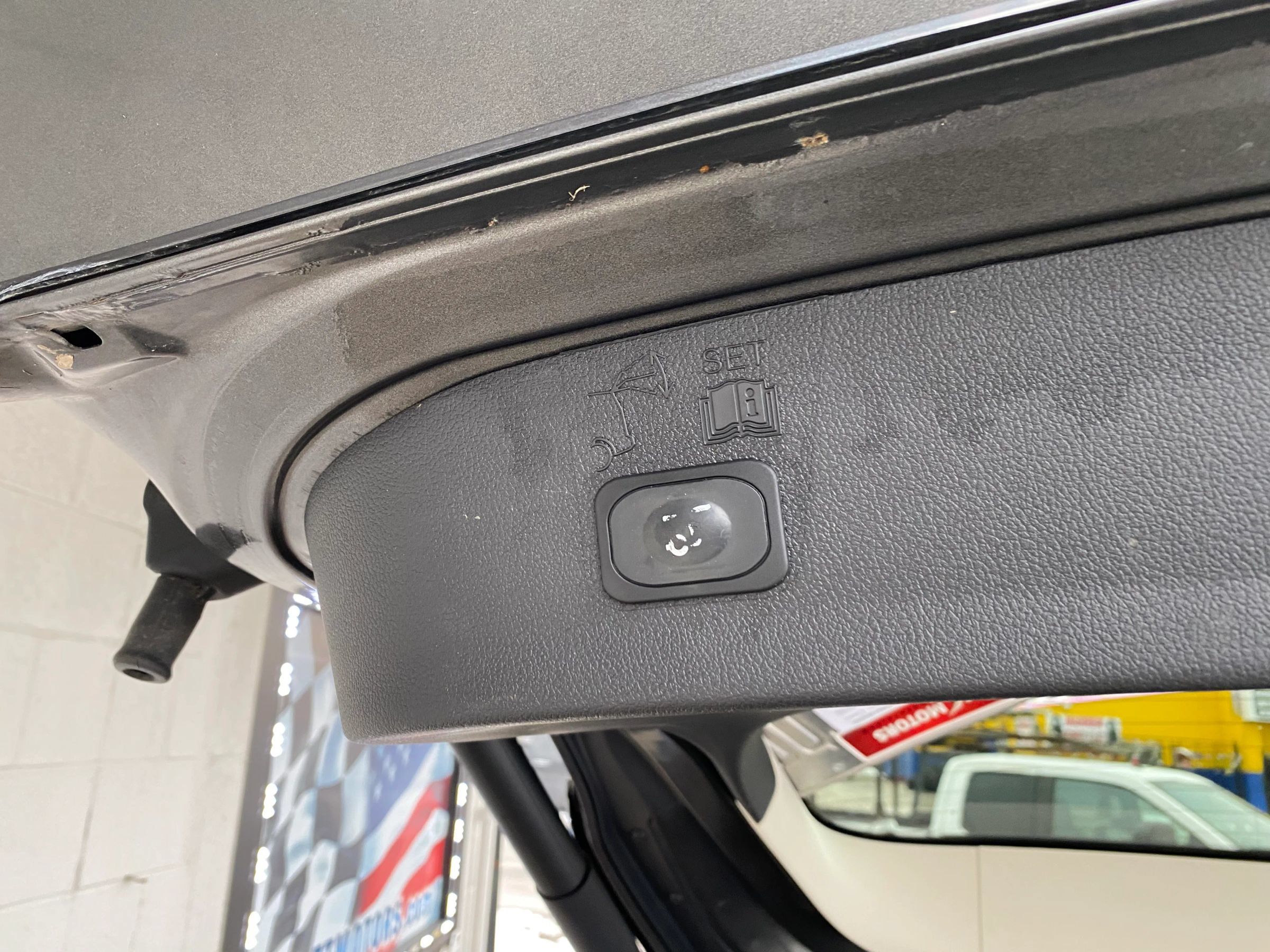 Used 2016 Ford Escape Titanium AWD/4WD image 11