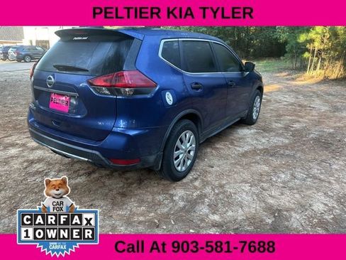 Used 2019 Nissan Rogue S image 10