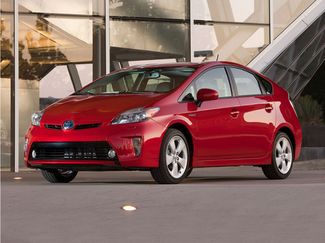 Used 2015 Toyota Prius Two FWD video 1