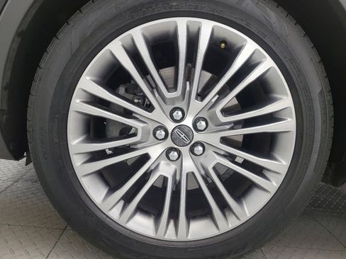 Used 2016 Lincoln MKX Reserve FWD image 31