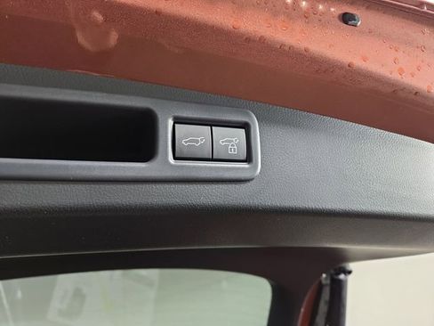 New 2026 Lexus RX 450h AWD image 33