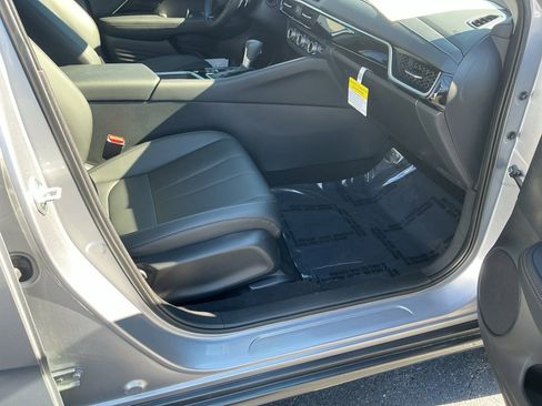 Certified 2025 Acura ADX image 32