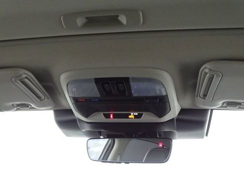 Used 2024 Subaru Crosstrek 2.5i Limited w/ Crosstrek Mirror Package image 29