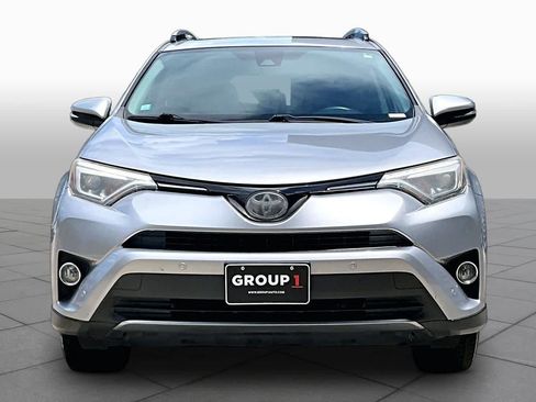 Used 2017 Toyota RAV4 Limited AWD/4WD image 4