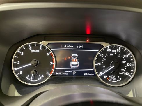 Used 2023 Nissan Rogue SV image 21