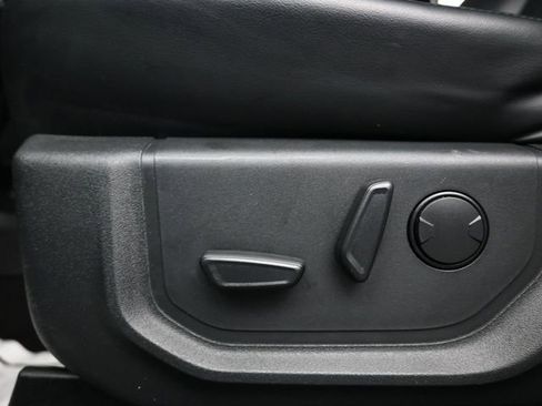 Used 2023 Ford Expedition Max XLT image 10