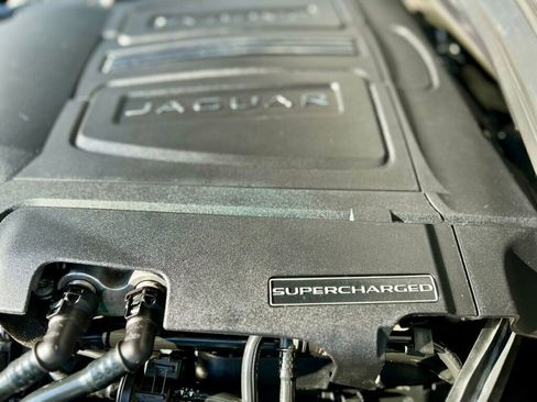 Used 2017 Jaguar F-PACE S image 14