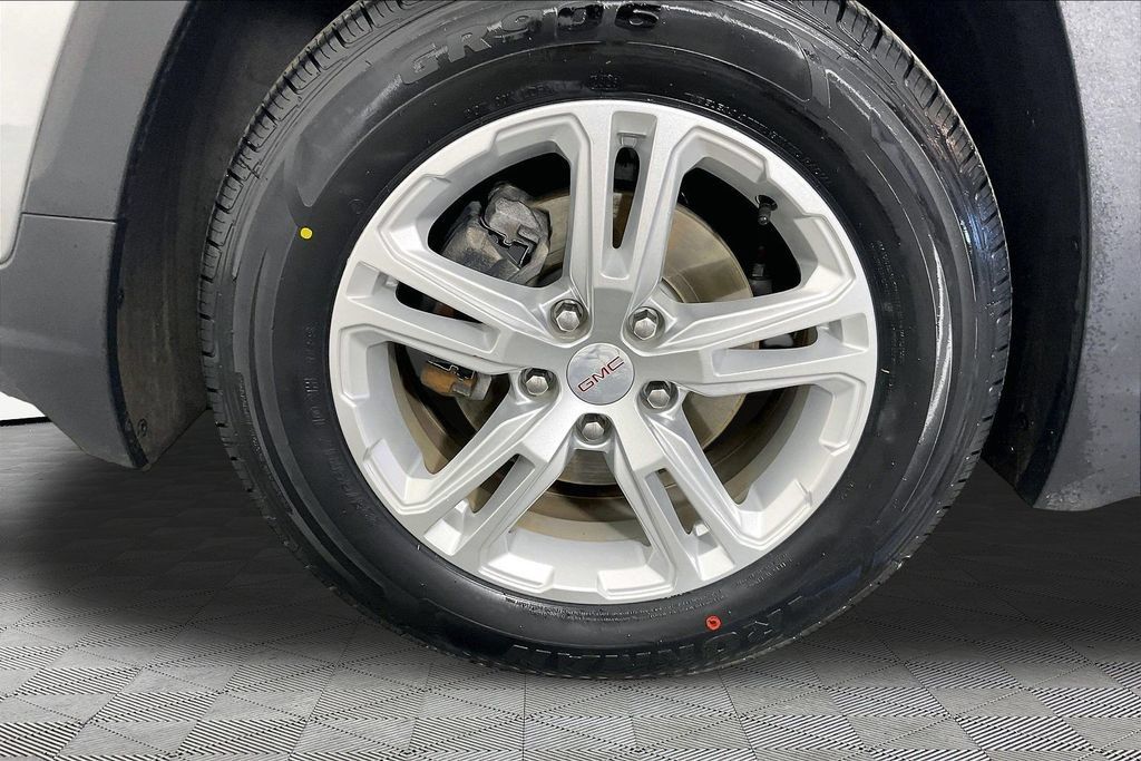 Certified 2024 GMC Terrain SLE FWD image 29