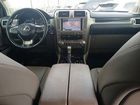 Used 2020 Lexus GX 460 Premium image 13