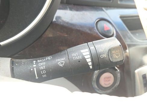 Used 2015 Nissan Quest SL image 35