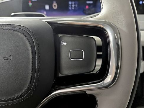 New 2025 Lincoln Navigator L Reserve AWD/4WD image 19