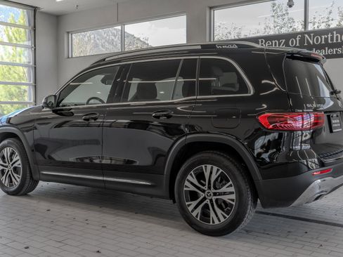 Certified 2026 Mercedes-Benz GLB 250 4MATIC image 13