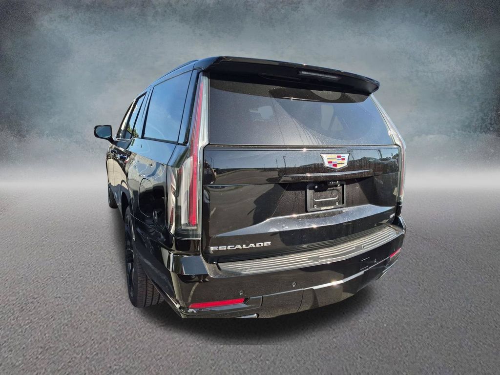 Used 2025 Cadillac Escalade Sport Platinum w/ LPO, Floor Liner Package AWD/4WD image 6
