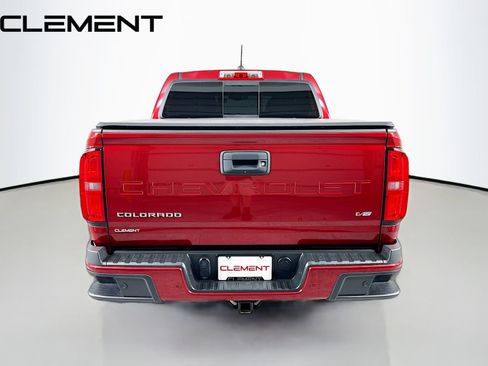 Used 2021 Chevrolet Colorado Z71 AWD/4WD image 8