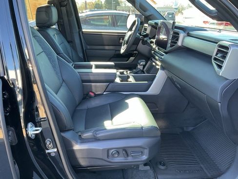 Used 2025 Toyota Tundra Limited image 20