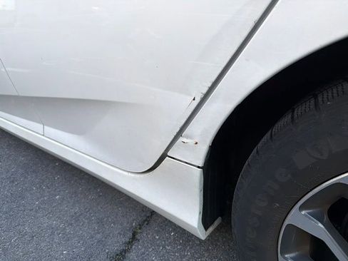 Used 2018 Honda Civic EX image 4