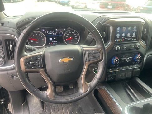 Used 2021 Chevrolet Silverado 1500 High Country w/ Technology Package image 10