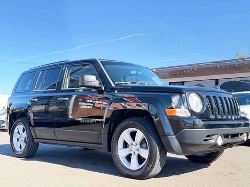 Used 2014 Jeep Patriot Sport w/ Southwest Package image 6