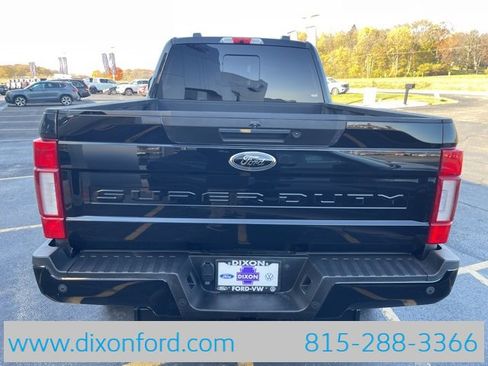 Used 2022 Ford F250 Lariat w/ Black Appearance Package image 6