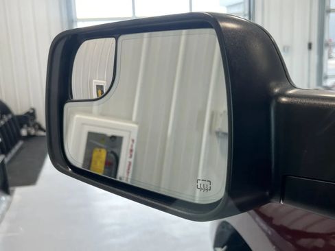 Used 2020 RAM 1500 Big Horn AWD/4WD image 9