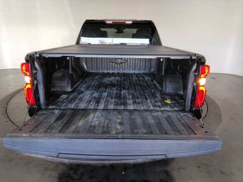 Used 2022 Chevrolet Silverado 1500 RST image 9