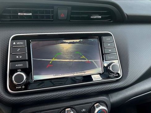 Used 2025 Nissan Kicks Play S image 13