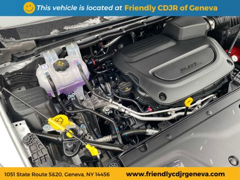 New 2026 Chrysler Pacifica Select image 27