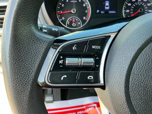 Used 2019 Kia Optima LX image 26