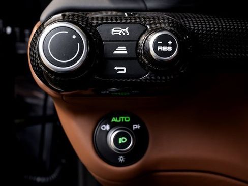 Certified 2021 Ferrari 812 GTS image 42