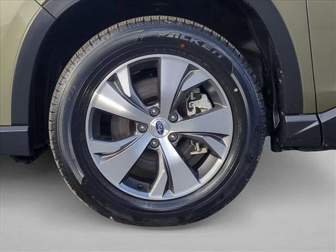 Certified 2025 Subaru Ascent Premium image 29